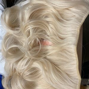 Blonde Hair extensions